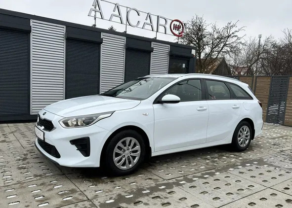 kia pomorskie Kia Ceed cena 48900 przebieg: 121747, rok produkcji 2020 z Margonin